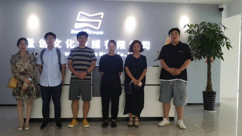 大型会议物料清单：如何打造专业会议视觉体验**